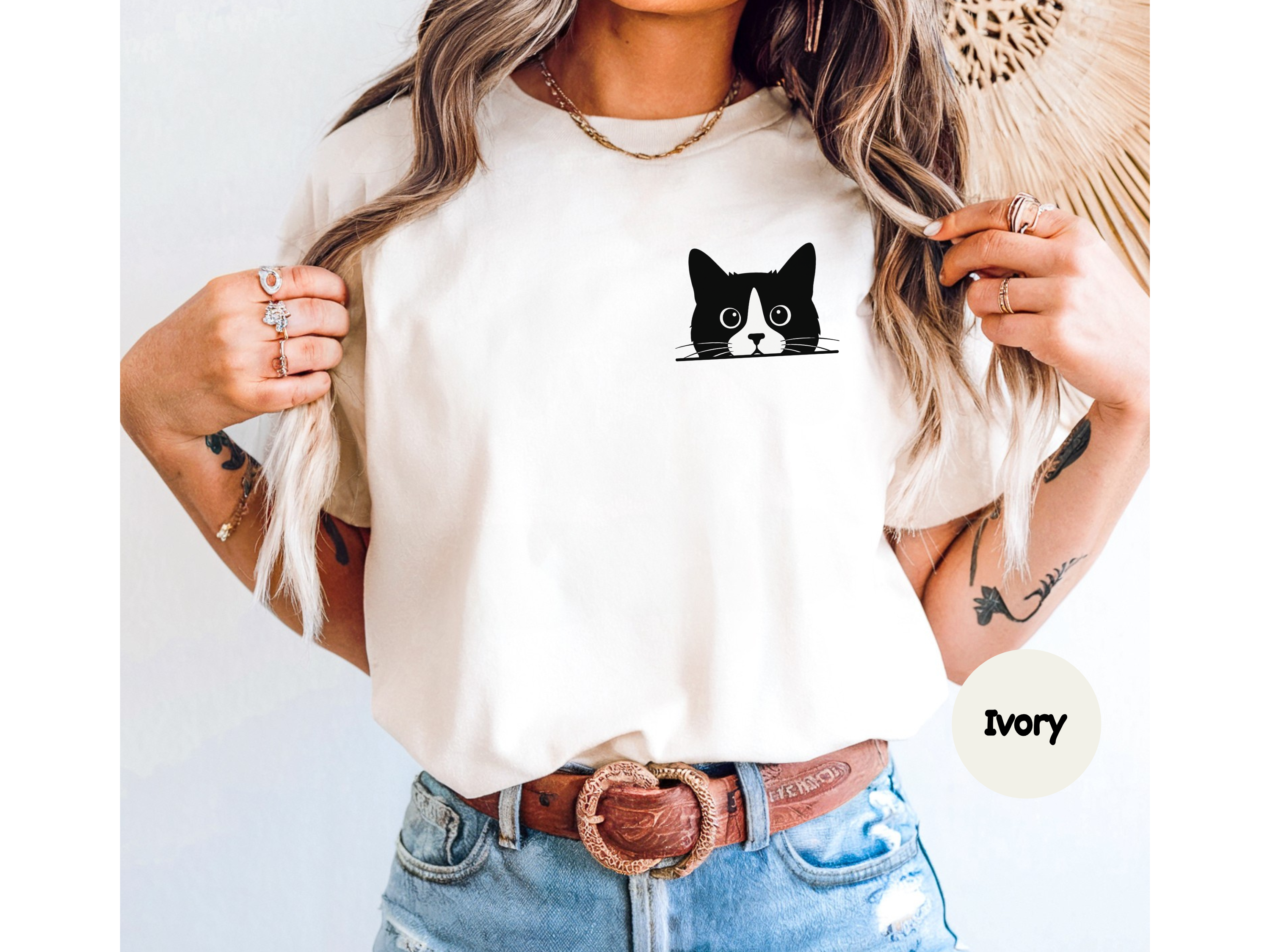 Pocket Tuxedo Cat Graphic Tee for Cat Lovers Cute Cat Pocket Print Shirt Gift for Tuxedo Cat Fans Funny Cat Lover TShirt